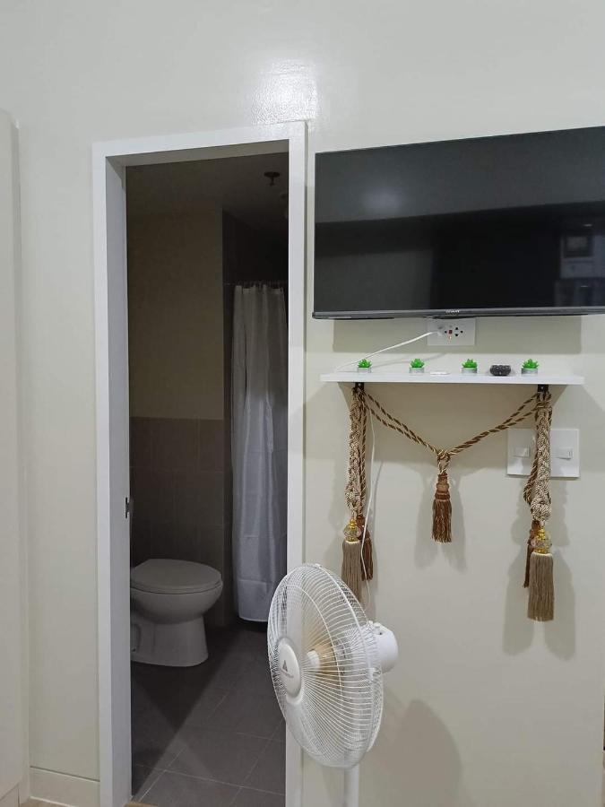 Budget Accommodation Holland Park Condominium Southwoods Binan Laguna Jalang Dış mekan fotoğraf