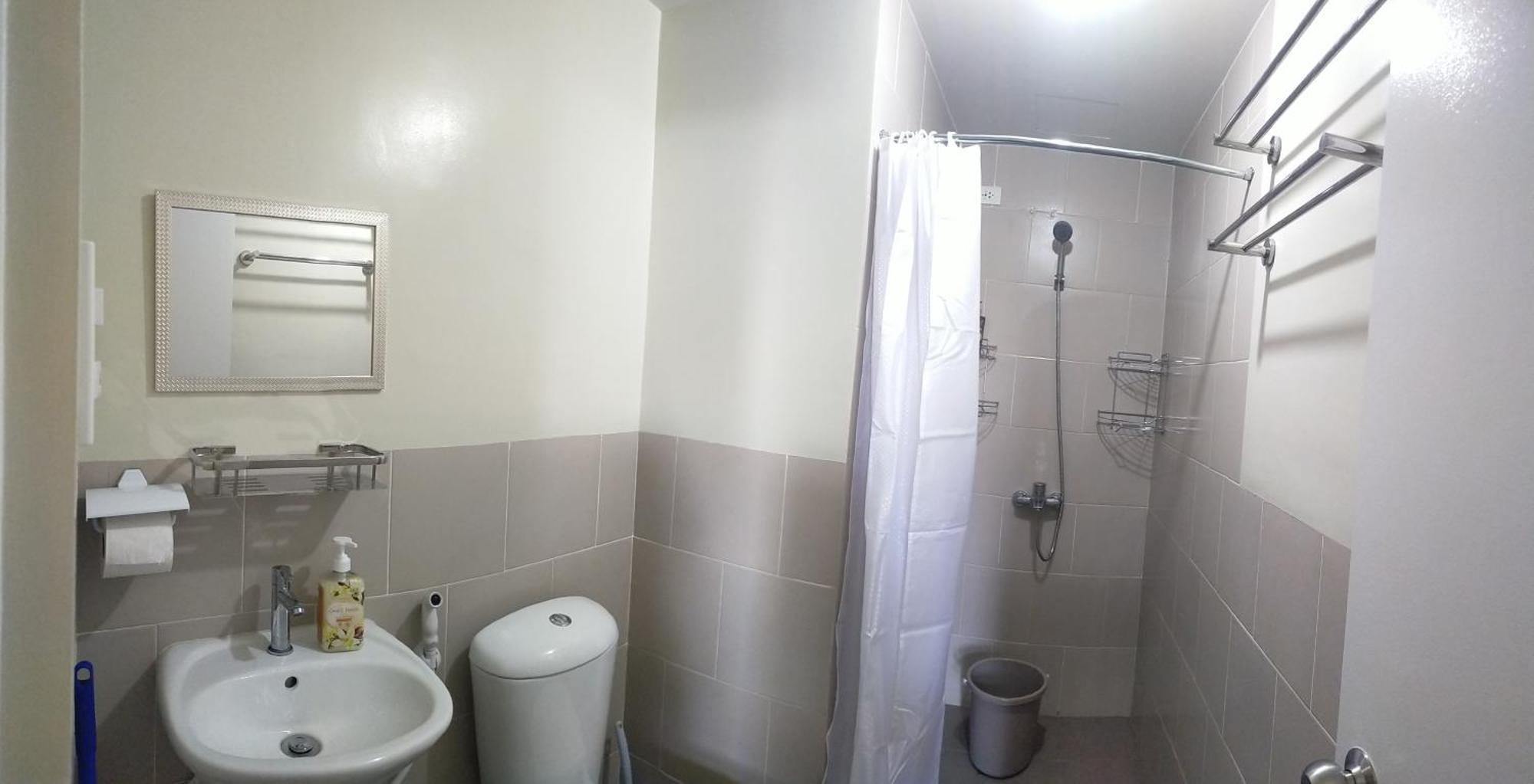 Budget Accommodation Holland Park Condominium Southwoods Binan Laguna Jalang Dış mekan fotoğraf